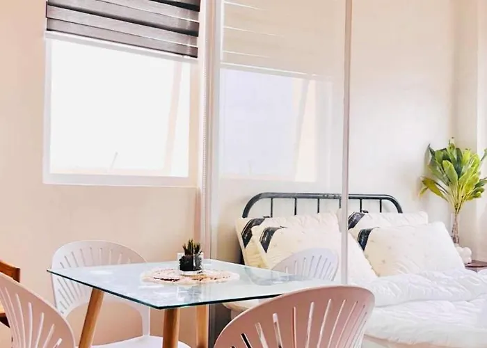 Minimalist Near Naia Free Netflix Pool Balcony * Manila